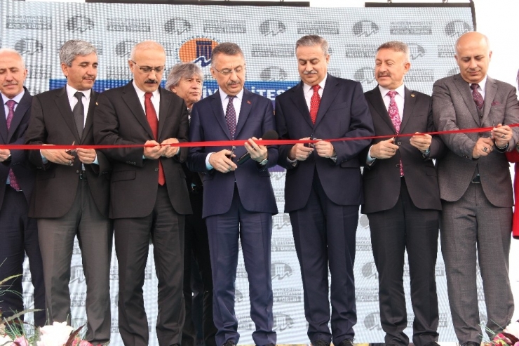 Fuat Oktay: “Sağlık Hizmetlerinde Dünyanın En İyileri Arasındayız”