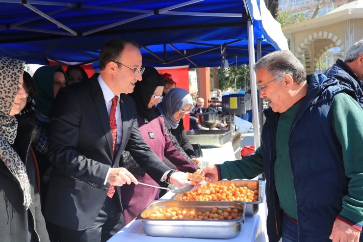 Başkan Örki: “Türk Halkı Hayır İçin Adeta Yarışıyor”