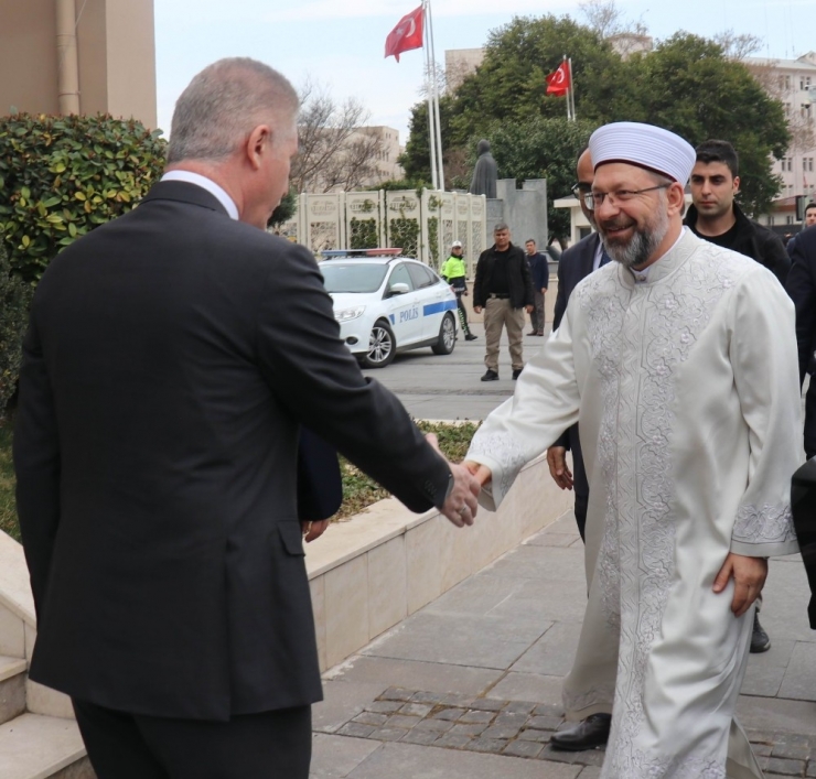 Diyanet İşleri Başkanı Erbaş, Gaziantep’te Ziyaretlerde Bulundu