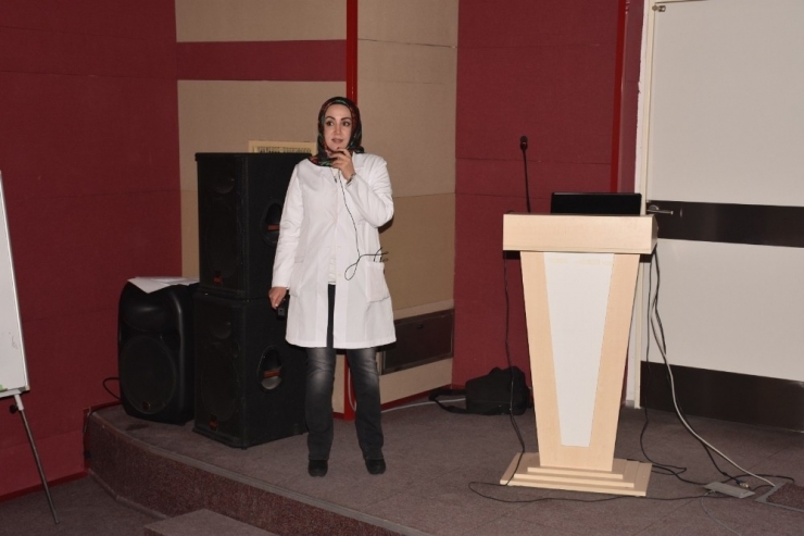 Sağlık Çalışanlarına Korona Virüs Eğitimi