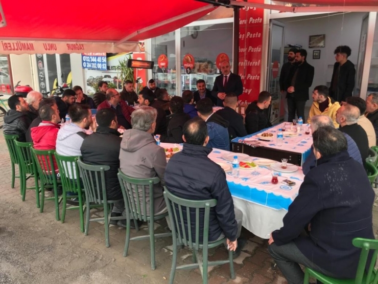 Başkan Kılıç Berber Esnafı İle Bir Araya Geldi