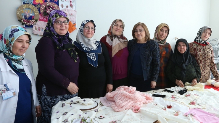 Başkan Şahin’den Kadınlar Günü Mesajı