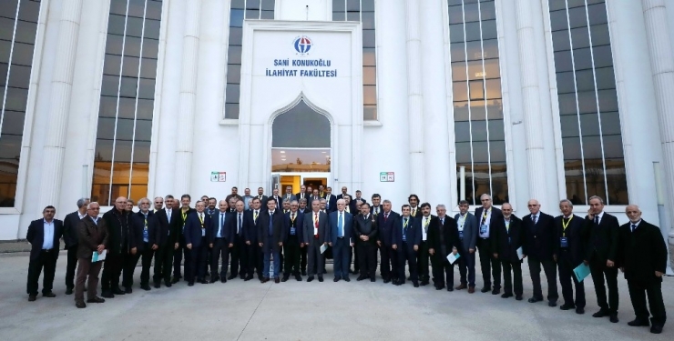 İlahiyat Ve İslami İlimler Fakültelerinin Dekanları, Erbaş’a Önerilerini Aktardı