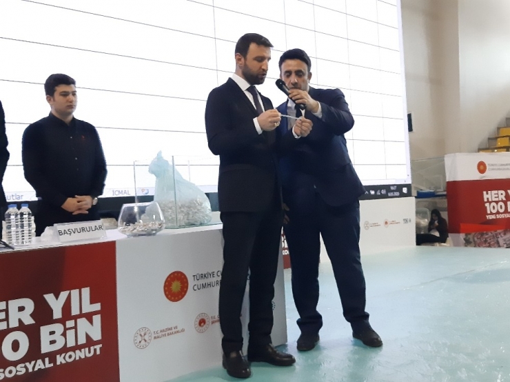 100 Bin Sosyal Konut Projesinde Ankara’da Konutlar Sahiplerini Buluyor