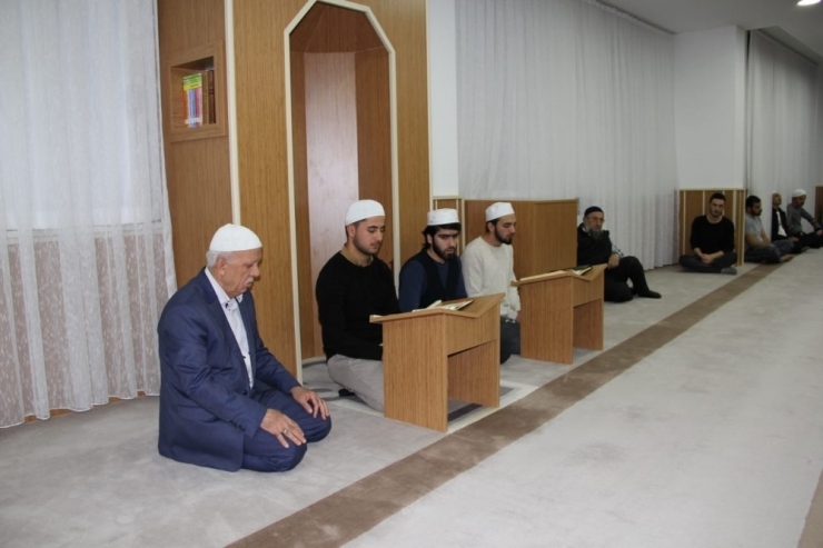 İhlas Vakfı Yurdundan Türk Askerine Dua