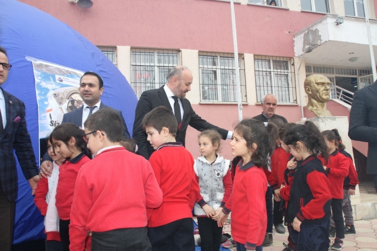 Öğrenciler Uzay Çadırında Hem Eğlendi Hem De Öğrendi