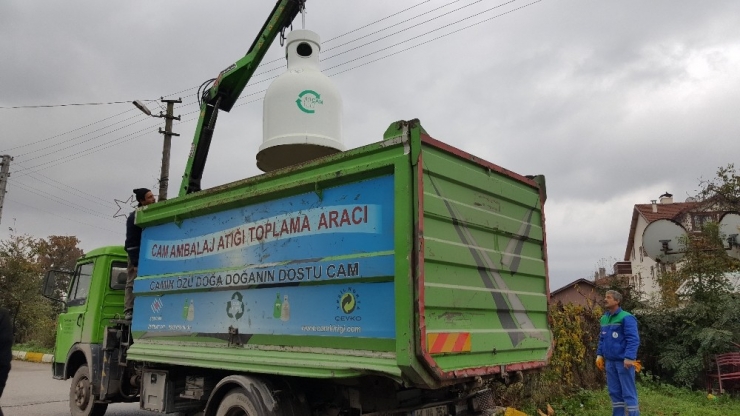 Kartepe’de Geri Dönüşüm Ve Atık Toplama Çalışmaları Devam Ediyor