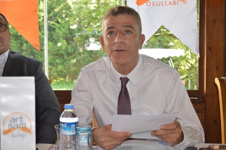 Zimmetine Para Geçiren Avukata, 36 Yıl 9 Ay Hapis Cezası Verildi