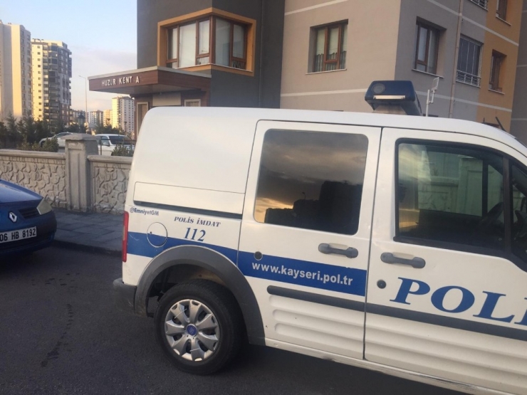 2 Gündür Haber Alınamayan Bina Görevlisi Ölü Bulundu