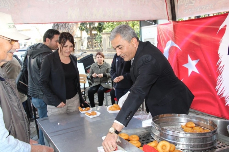 Koçarlı Belediyesi Şehitler İçin Lokma Hayrı Yaptı