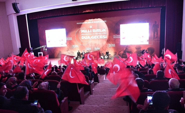 Mamak Mehmetçik İçin Tek Yürek