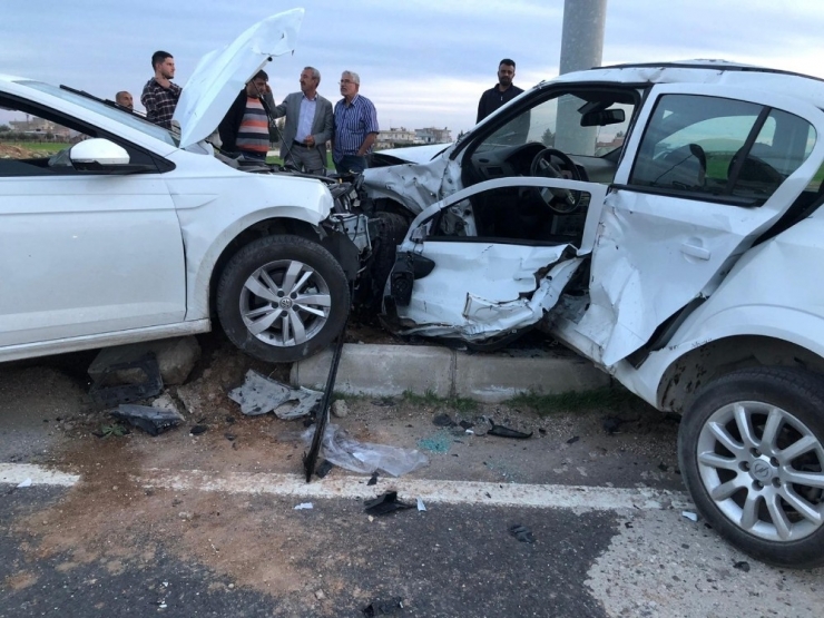 Mardin’de Trafik Kazası: 2 Yaralı