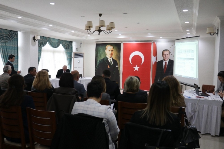 Marmaris’te Kadına Yönelik Şiddetle Mücadele Toplantısı Yapıldı