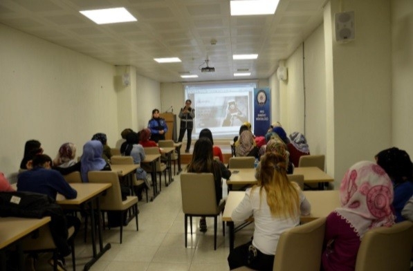 Muş Emniyet Müdürlüğünden Kades Bilgilendirme Çalışması