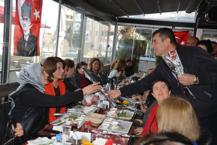 Türk Anneler Derneği Aliağa Şubesinden Kadınlar Günü Programı