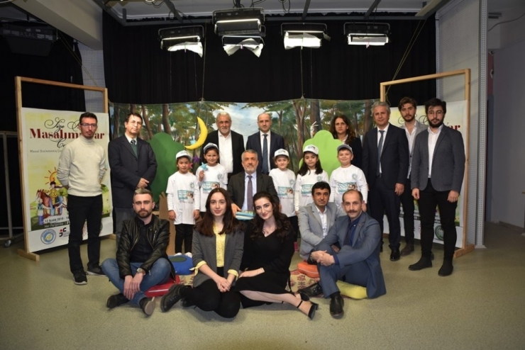 “Sait Dedenizden Size Bir Masal”