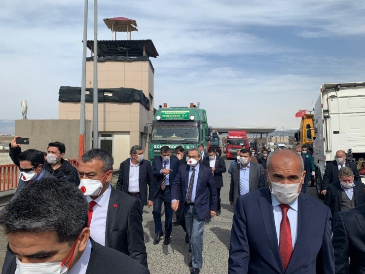 İhracatçılar Habur Sınır Kapısındaki Sorunlar İçin Çözüm Arıyor