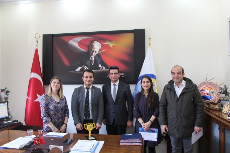 "Team Serüven" Ekibi "Araştırma Ödülü" Kazandı