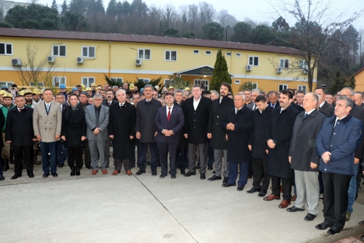37 Yıl Önce Şehit Olan 103 Madenci İçin Tören Düzenlendi