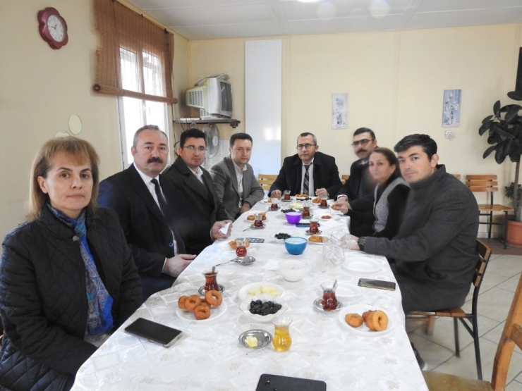 İdlib Şehitleri İçin Lokma Hayrı Yapıldı