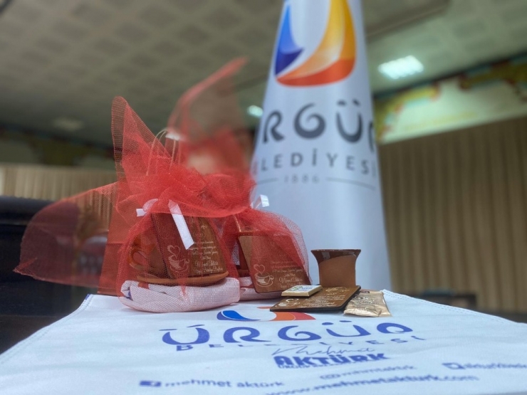 Aktürk, 8 Mart Dünya Kadınlar Günü Mesajı Yayımladı