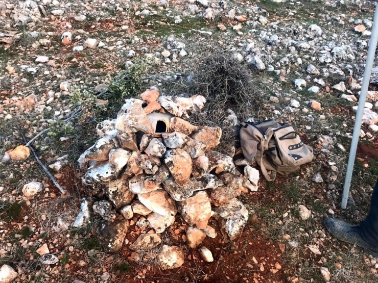 Jandarma Keklik Avcılarının Tuzaklarını Bozdu