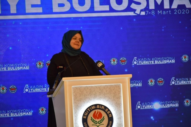 Bakan Selçuk: "Ben Toplu Sözleşme Masasında Da Daha Çok Kadın Görmek İsterim"