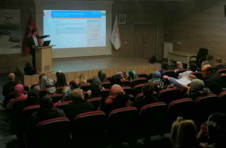 Sağlık Çalışanlarına Corona Virüs Eğitimi Verildi