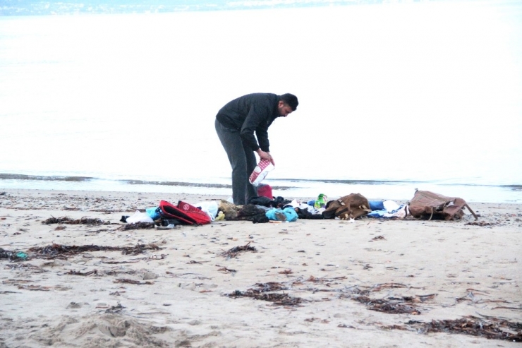 Sığınmacılar Gitti, Eşyaları Kaldı