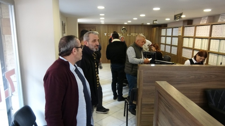 Bursa’da Nöbetçi Noterlerde Hafta Sonu Yoğunluğu