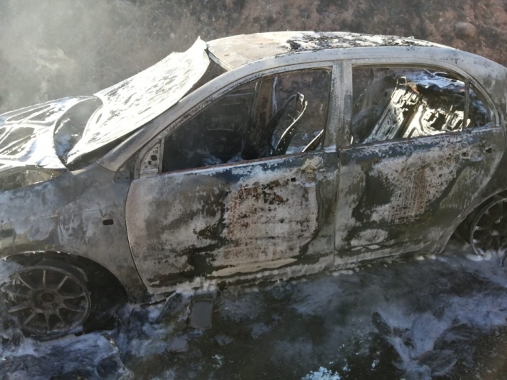 Seyir Halindeki Otomobil Yandı