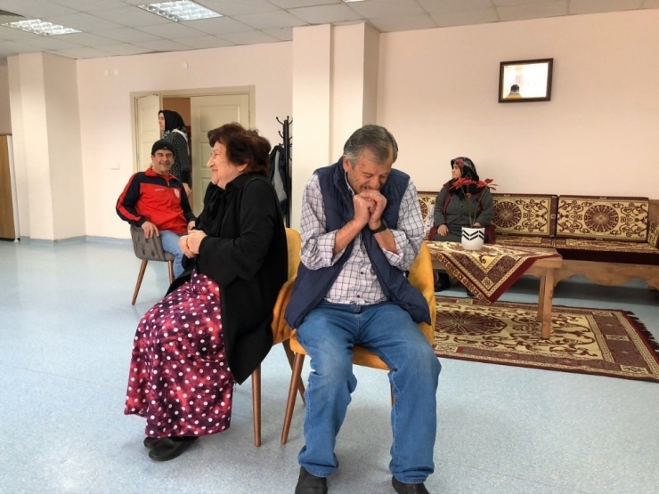 Hiç Tiyatro İzlemeden Oyuncu Oldular