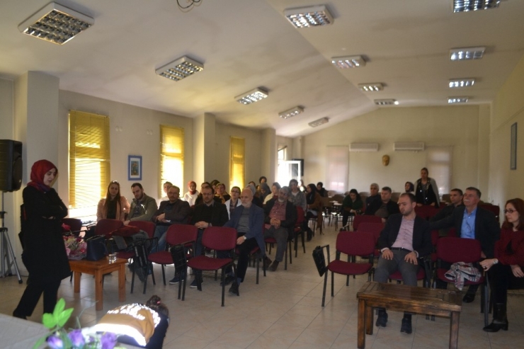 Üniversitesi Personeline İlk Yardım Eğitimi