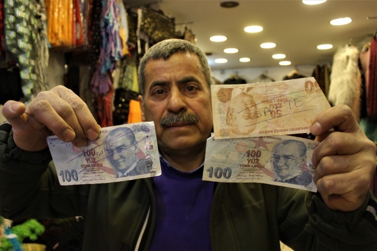 Esnaf Sahte Paralardan Koleksiyon Yaptı