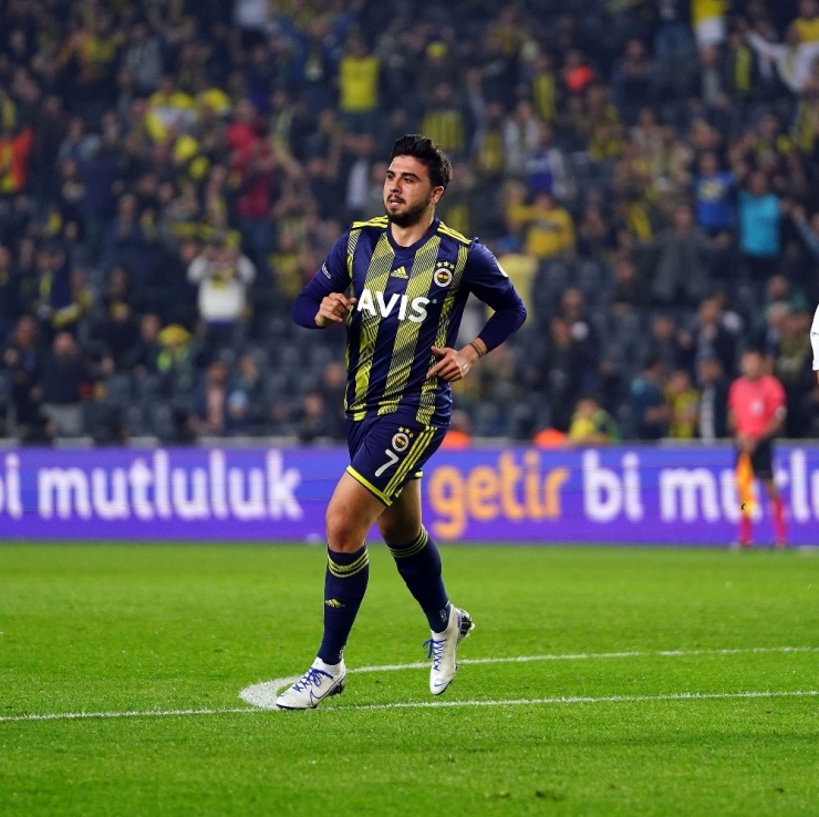 Süper Lig: Fenerbahçe: 1 - Denizlispor: 1 (İlk Yarı)