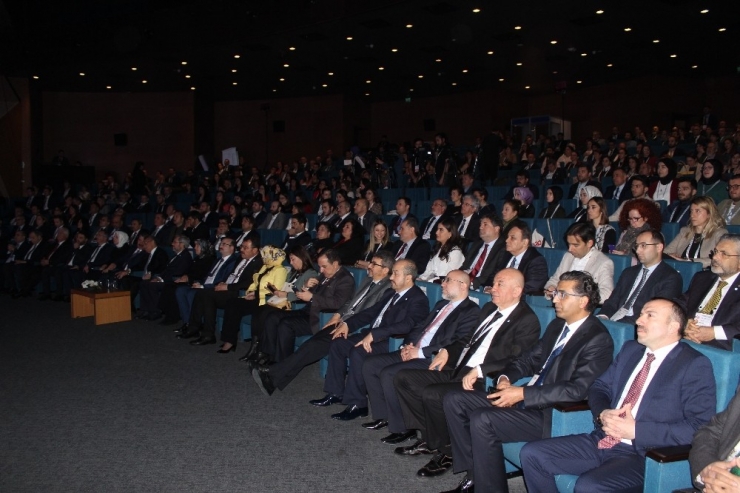 Uluslararası Biyoteknoloji Kongresi Ödül Töreni Gerçekleşti