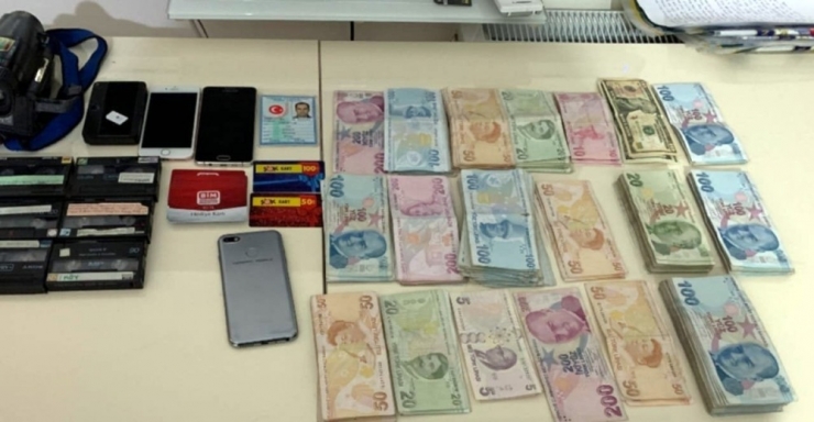 İzmir’de Gaybubet Evlerine Yönelik Operasyonda 27 Tutuklama