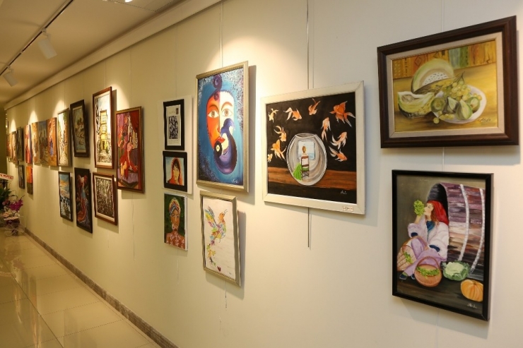 Kbü’de "3. Karma Resim Ve El Sanatları Sergisi"