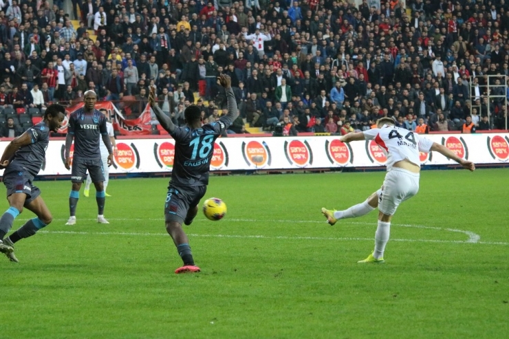 Süper Lig: Gaziantep Fk: 1 - Trabzonspor: 1 (Maç Sonucu)