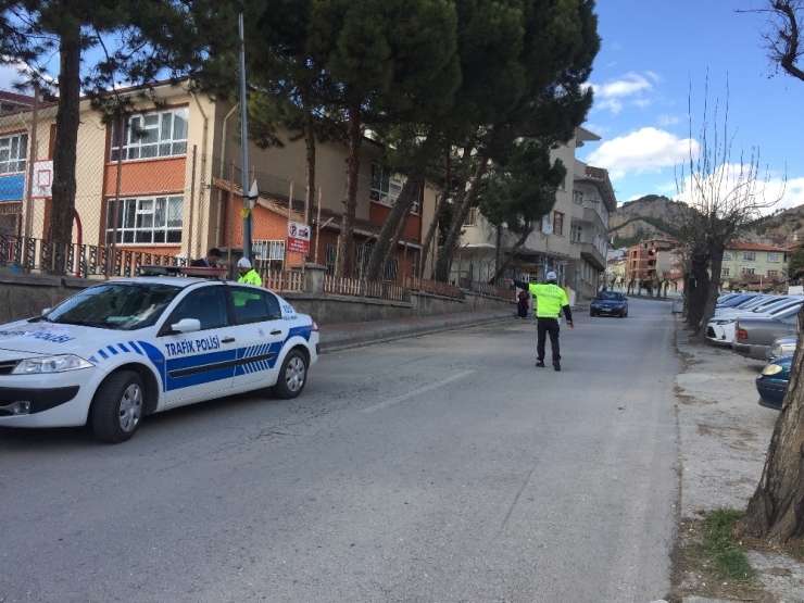 Tosya’da Okul Servisleri Denetlendi