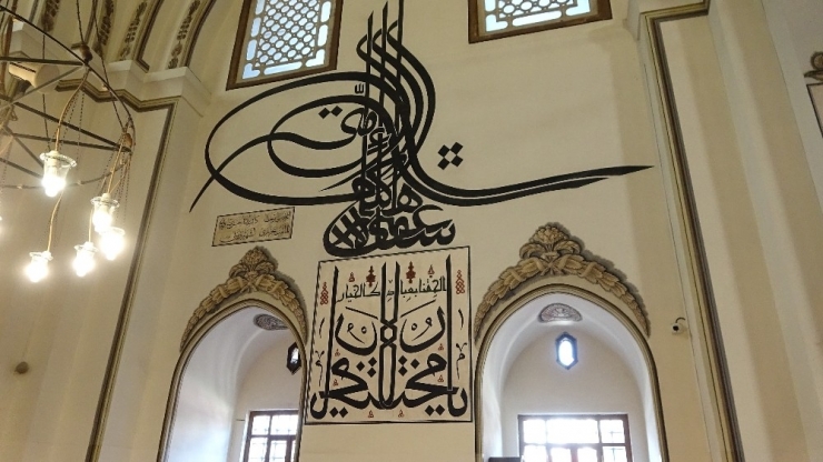 Turist Rehberi Ulucami’nin Bilinmeyen Sırlarını Anlattı