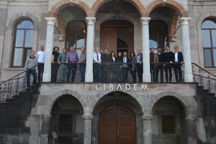 Plastik Cerrahlar Acıbadem Kayseri Hastanesi’nde Buluştu