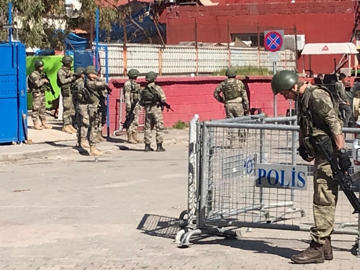 Sınır Birliklerine Komando Sevkiyatı