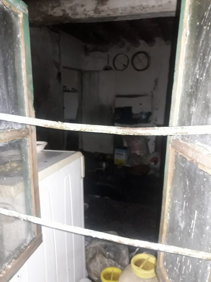 Mutfak Tüpünden Sızan Gaz Ev Yangınına Neden Oldu