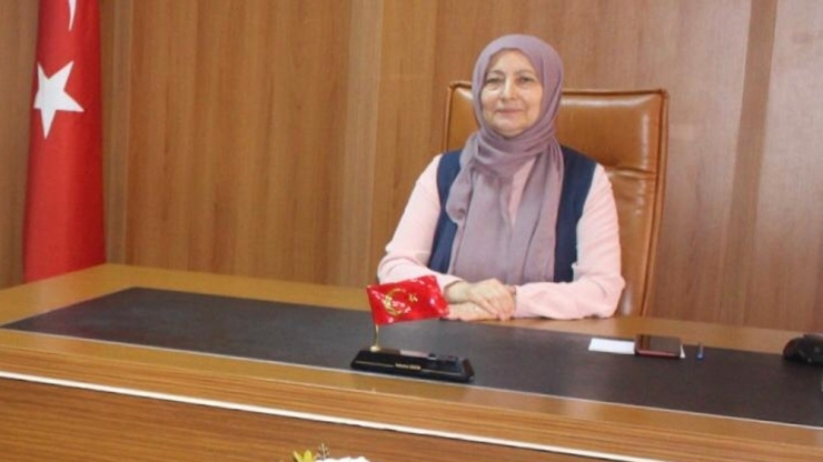 Ak Partili Erkök: "Kadınlar Günü’nü Kahraman Türk Kadınlarına İthaf Ediyoruz"