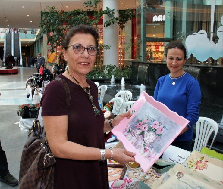 Antalya’da Dünya Kadınlar Günü El Emeği Sergisi Açıldı