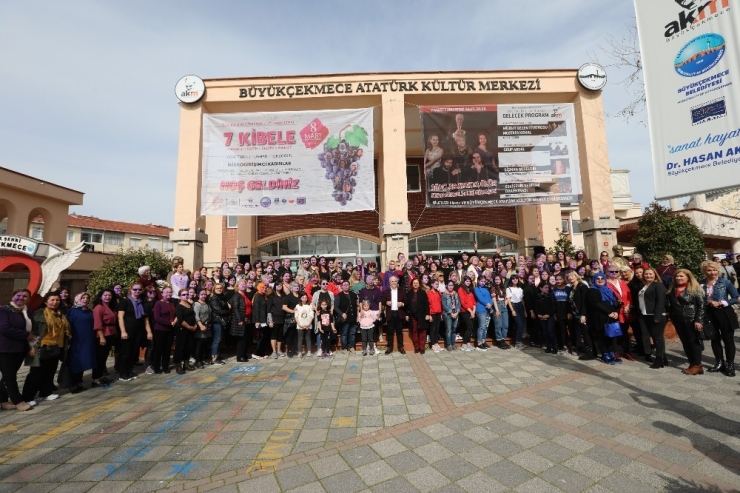 Büyükçekmece’de 8 Mart Dünya Kadınlar Günü Coşkuyla Kutlandı