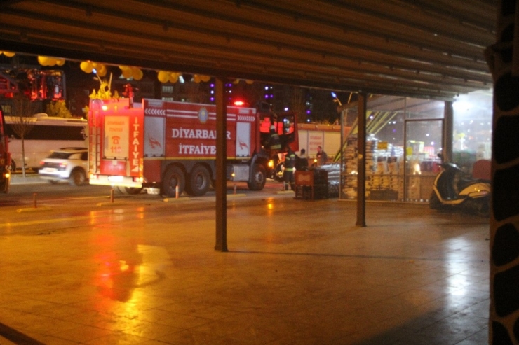 Diyarbakır’da Korkutan Yangın