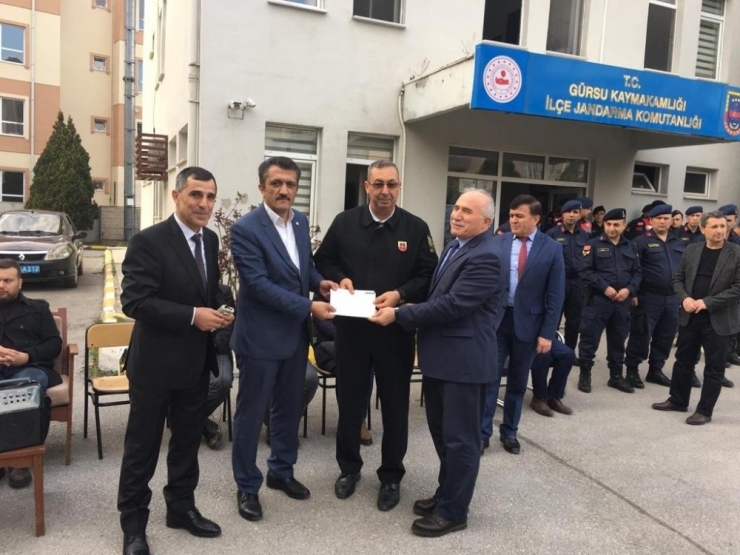 Eğitim Bir-sen’den Mehmetçiğe Destek