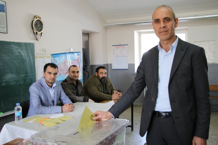 Elazığ’daki Referandumdan Mahalle Olma Kararı Çıktı